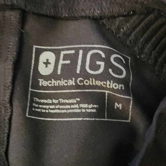 FIGS Technical Collection Scrub Top M - Picture 7 of 9